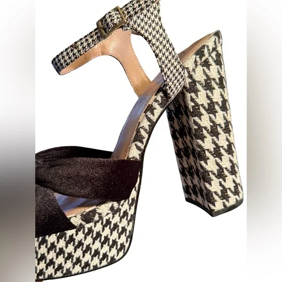 Betsey Johnson NWT Sz 11 Melanni Houndstooth Platform Heels with Black Bow SH297 - Picture 4 of 15